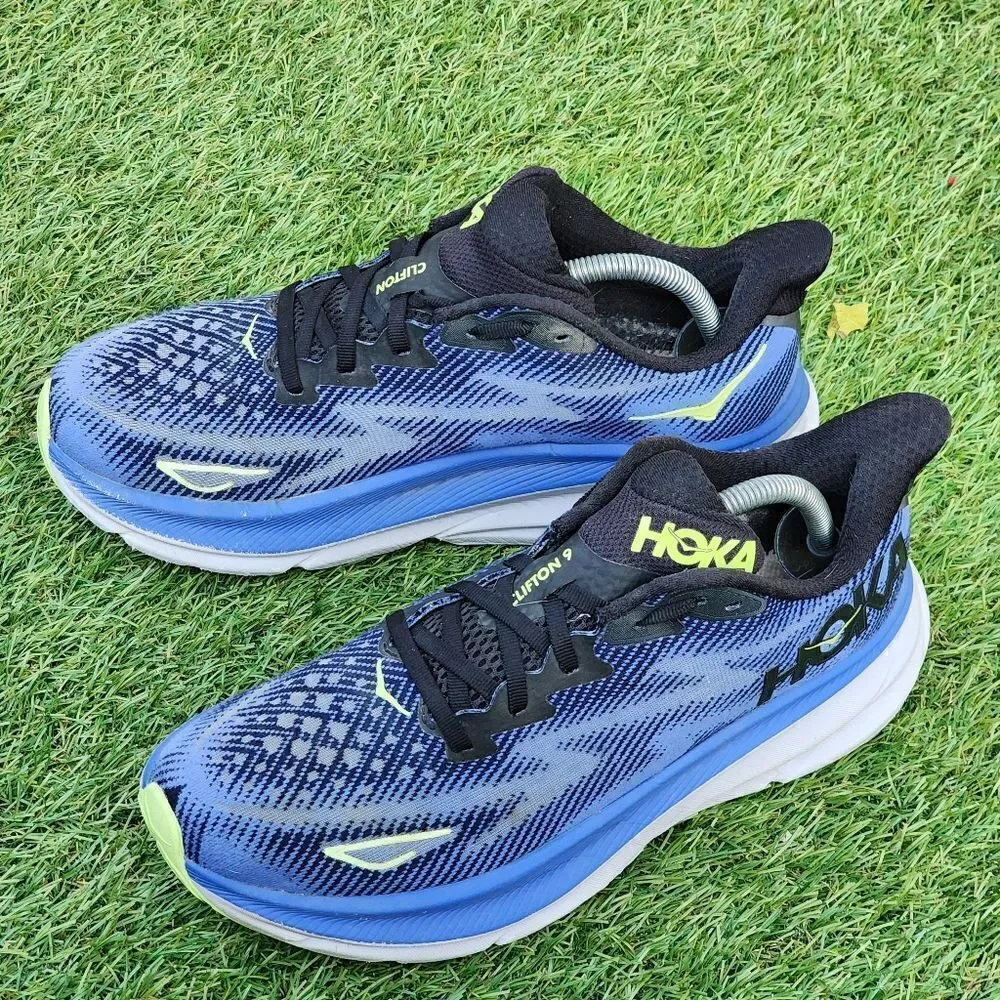 HOKA CLIFTON 9 - Womens Athletic Shoes - SIZE 10B ***No Insoles ***